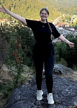 Jenni04 (Infuencer)